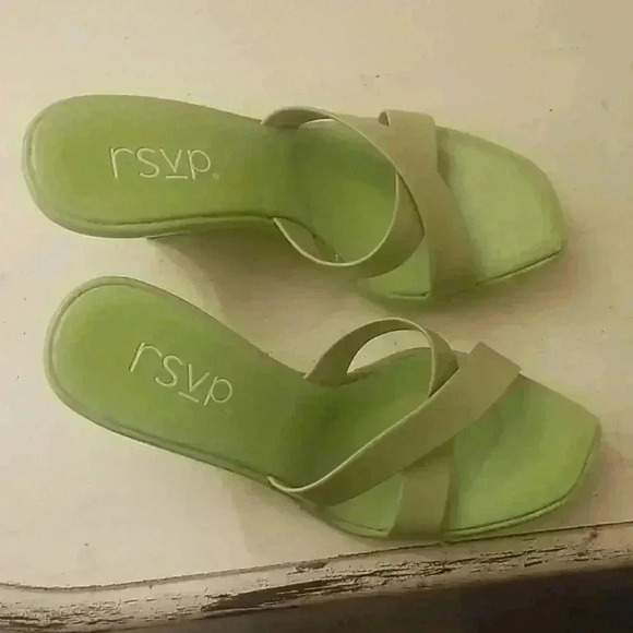 Women's RSVP shoes   - Picture 1 of 7